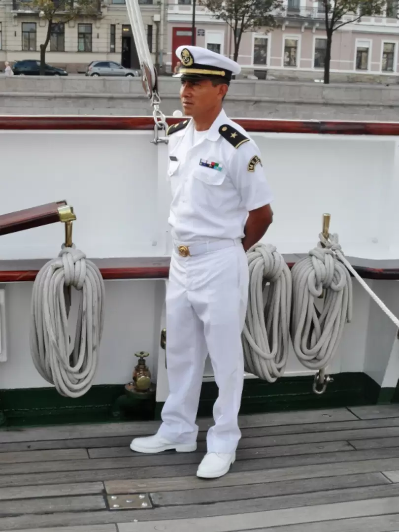 «Cuauhtemoc» 3-х мачтовый барк ВМС Мексики «Cuauhtemoc» 3-х мачтовый барк ВМС Мексики
