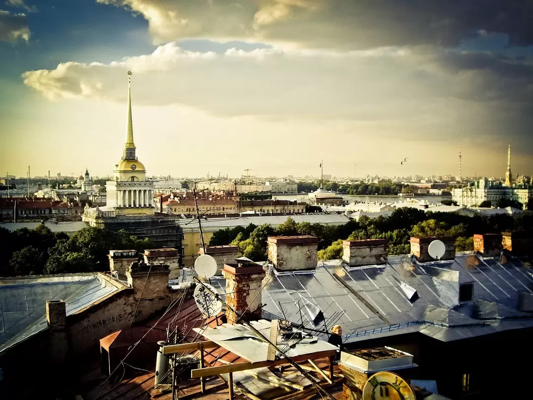 Экскурсии по крышам Санкт-Петербурга Экскурсии по крышам Санкт-Петербурга