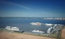 Новый морской вокзал («Морской фасад») Новый морской вокзал («Морской фасад»)