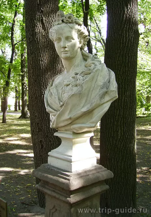 Аллегория Весны. П. Баратта, Италия, 1717 г. Аллегория Весны. П. Баратта, Италия, 1717 г.