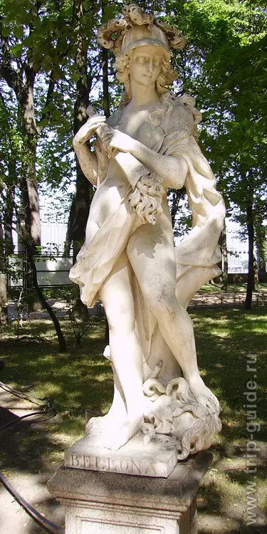 Скульптура Беллона. А. Тальяпьетра, Италия, 1718 г. Скульптура Беллона. А. Тальяпьетра, Италия, 1718 г.