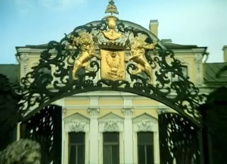 Санкт-Петербург в фильме «Невероятные приключения итальянцев в России» Санкт-Петербург в фильме «Невероятные приключения итальянцев в России»