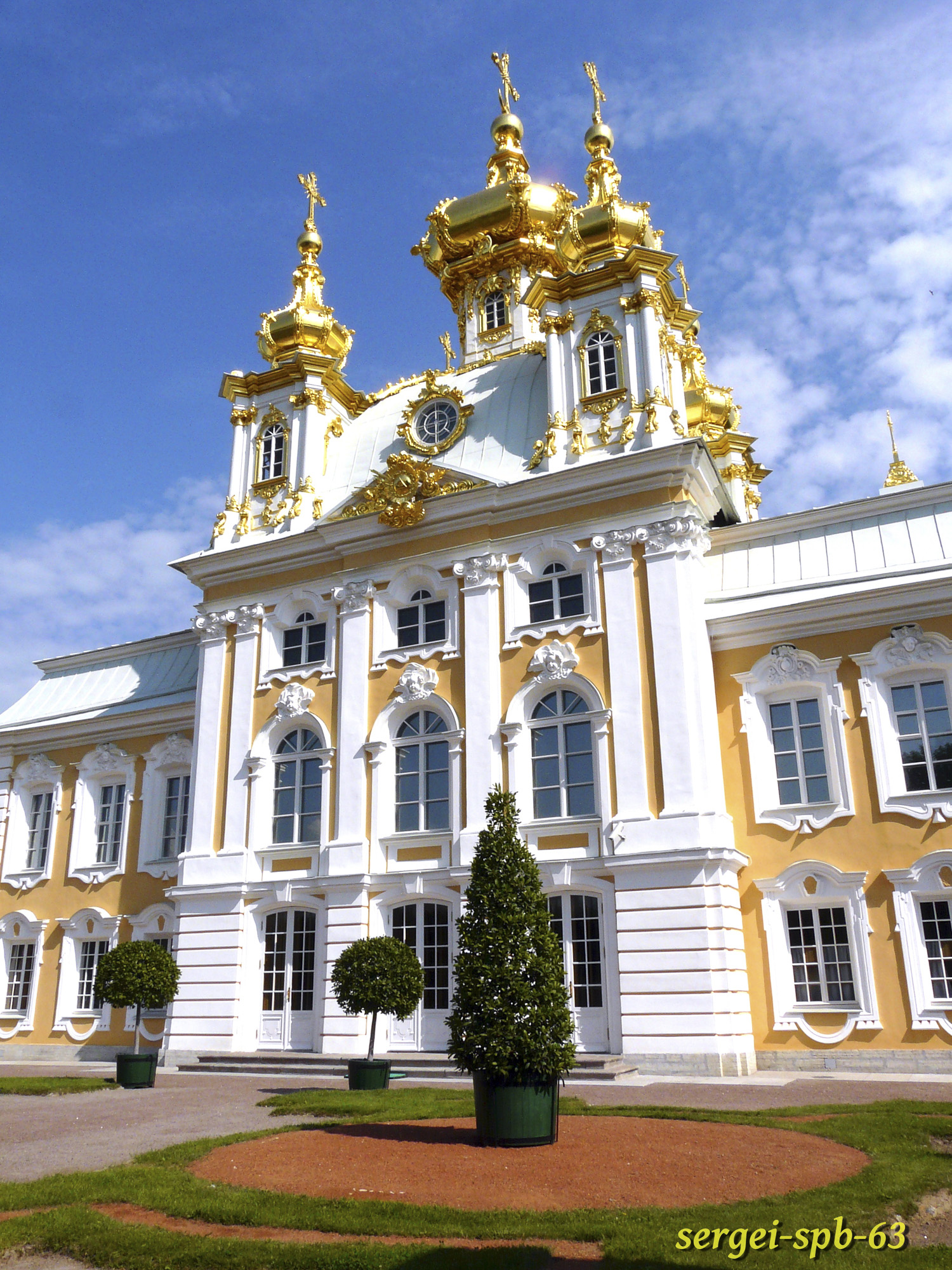 Большой дворец в петергофе