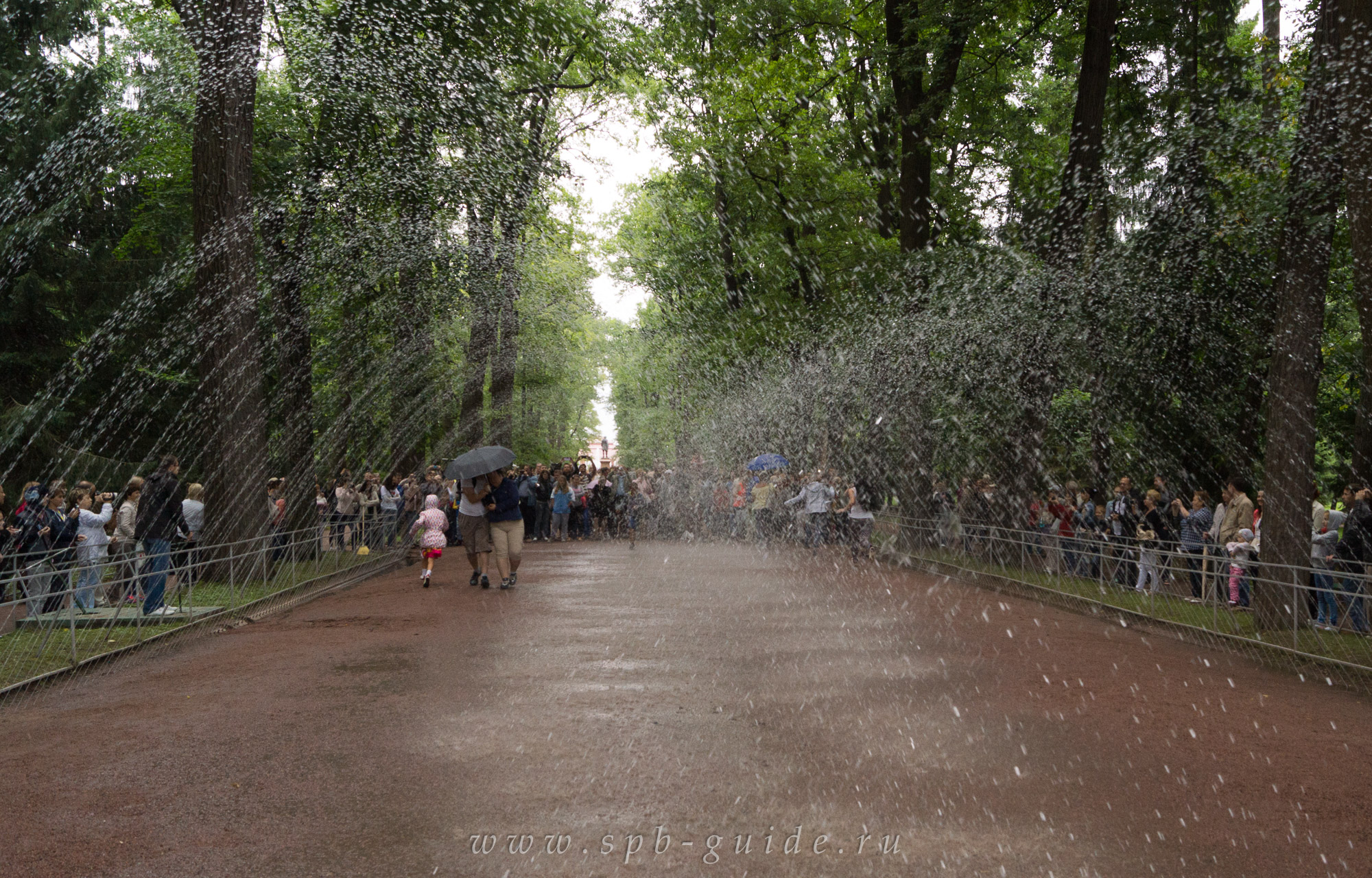 Фонтан-шутиха Водяная дорога