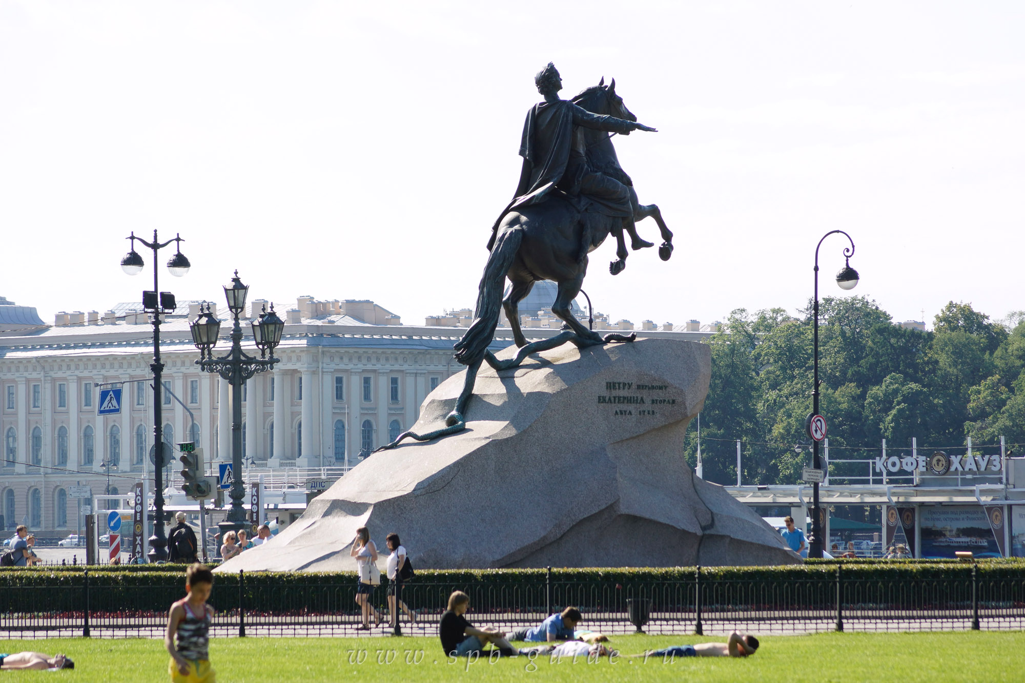 Памятник петру в санкт петербурге