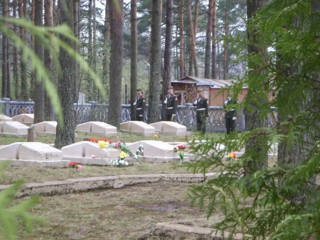 Большая Ижора. Мемориал защитникам Ораниенбаумского плацдарма Большая Ижора. Мемориал защитникам Ораниенбаумского плацдарма