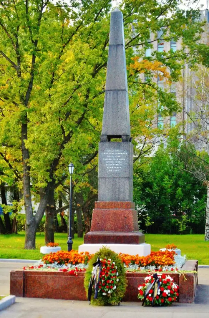Мемориал защитникам Ленинграда Мемориал защитникам Ленинграда