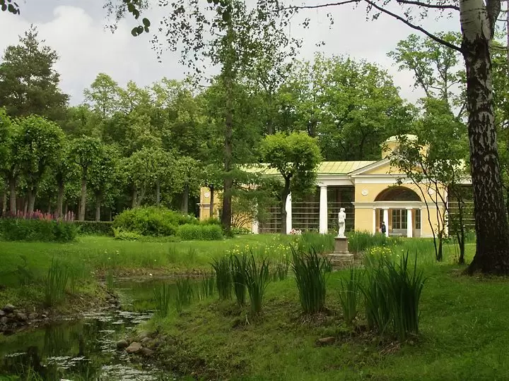 Санкт-Петербург, Павловск, Вольер Санкт-Петербург, Павловск, Вольер