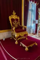 Гатчинский дворец, тронное кресло императора Павла I, 1797 г., мастер Х. Мейер