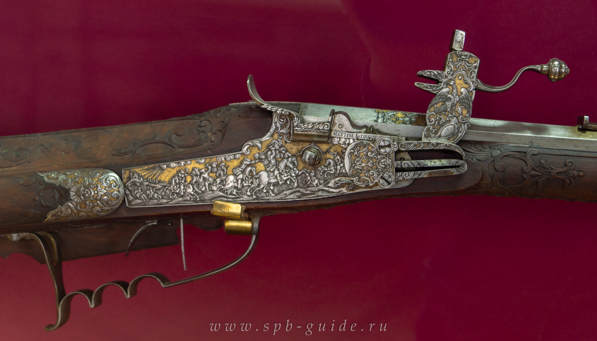 Колёсное ружье (деталь), сделано мастером Мартини в 1730-40-е в Дрездене Колёсное ружье (деталь), сделано мастером Мартини в 1730-40-е в Дрездене