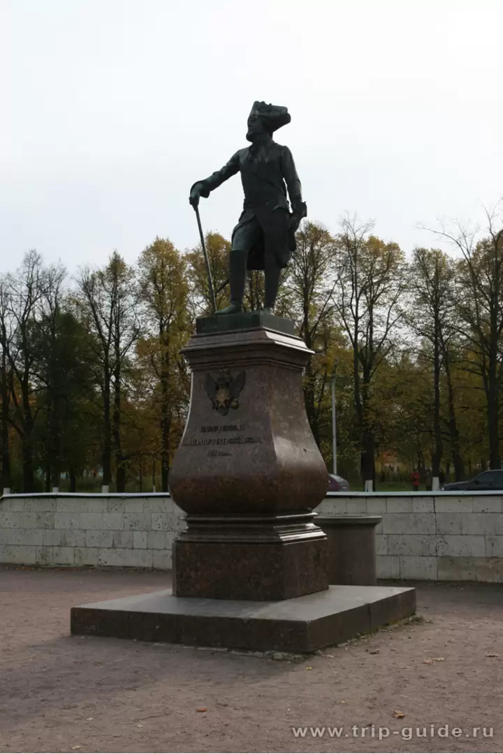 Памятник Павлу I в Гатчине