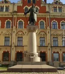 Памятник Торгильсу Кнутссону Памятник Торгильсу Кнутссону