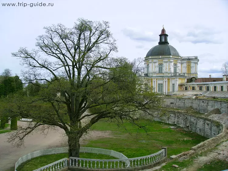 Ораниенбаум, Меншиковский дворец (Большой дворец) Ораниенбаум, Меншиковский дворец (Большой дворец)