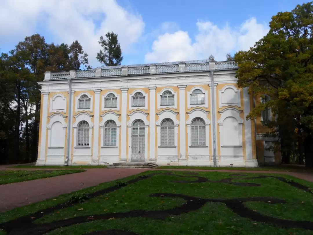 Каменное зало в Ломоносове