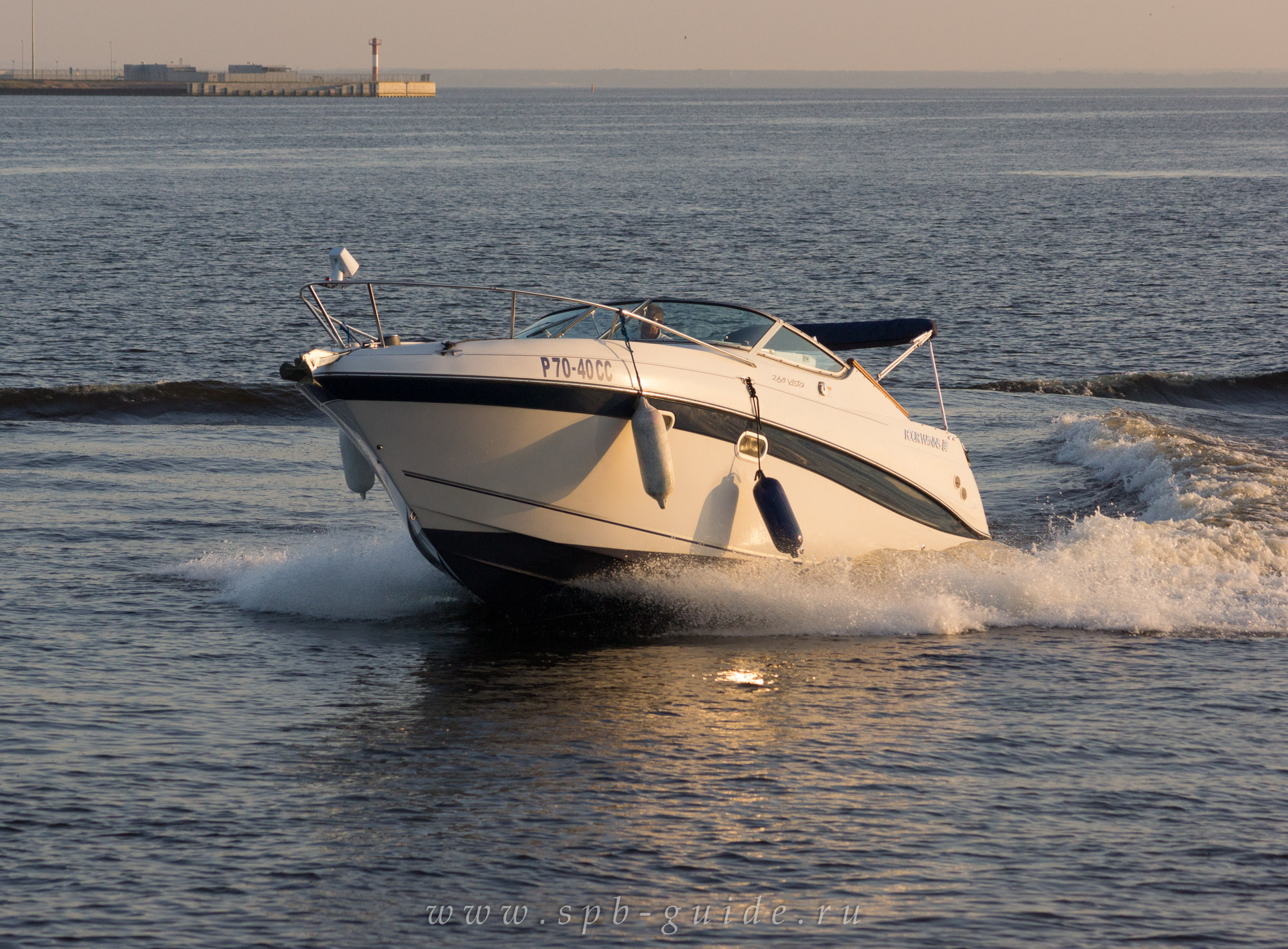 Яхта «Four Winns Vista 268» Яхта «Four Winns Vista 268»
