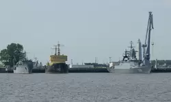 Военные корабли в Петровской гавани, фото 7
