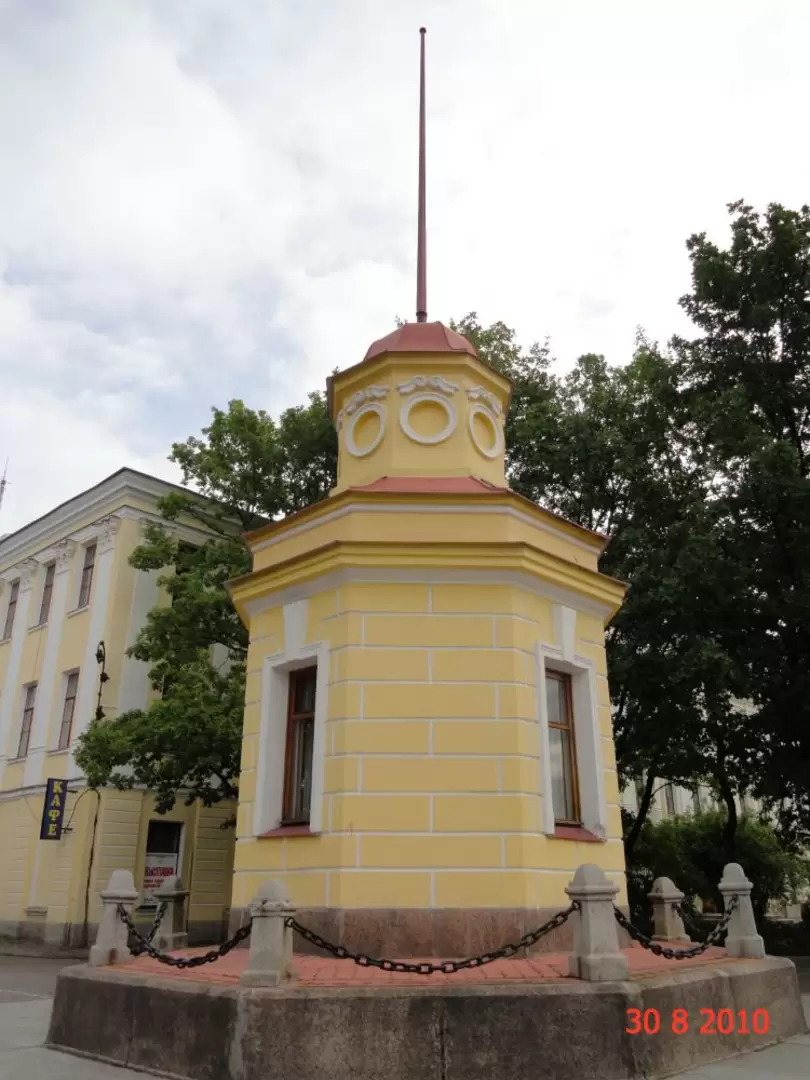 Здание мареографа кронштадтского футштока
