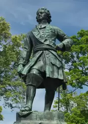 Памятник Петру I и Петровский парк Памятник Петру I и Петровский парк