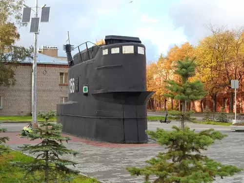 Памятник морякам-подводникам Балтики в Кронштадте Памятник морякам-подводникам Балтики в Кронштадте