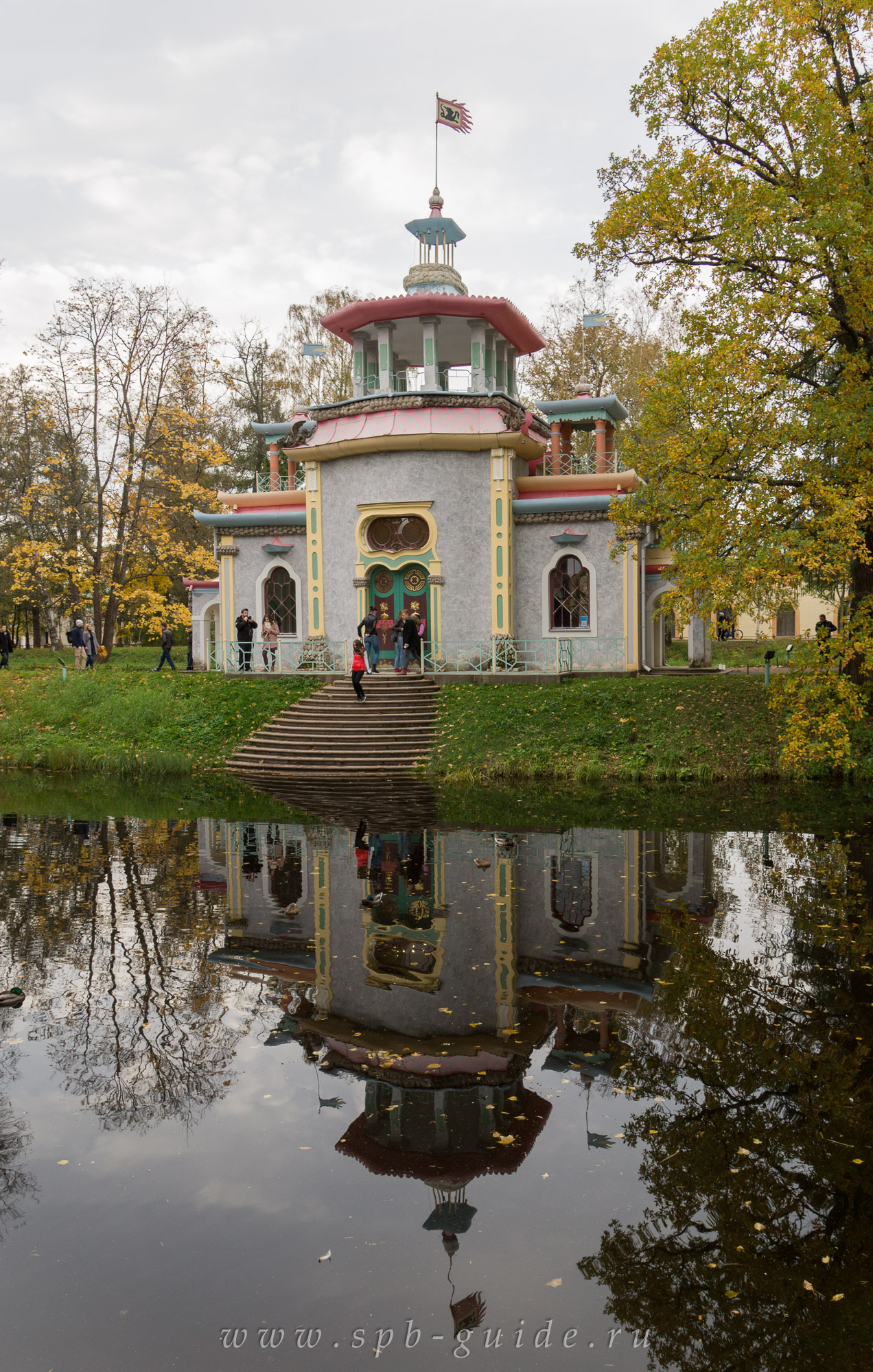 Скрипучая беседка в Царском Селе Скрипучая беседка в Царском Селе