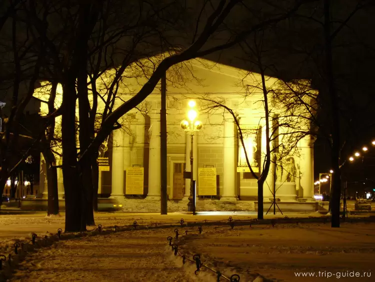 Конногвардейский манеж, фото Конногвардейский манеж, фото