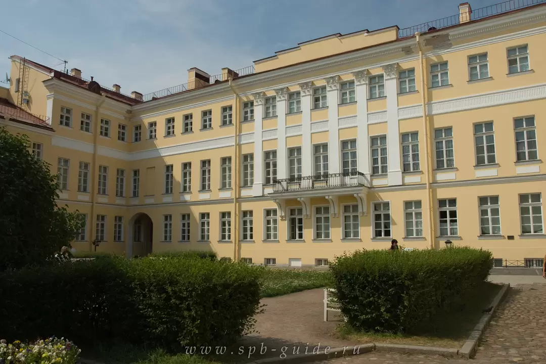 Музей А.С. Пушкина в Санкт-Петербурге на Мойке 12 Музей А.С. Пушкина в Санкт-Петербурге на Мойке 12