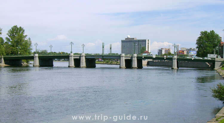 Мало крестовский мост
