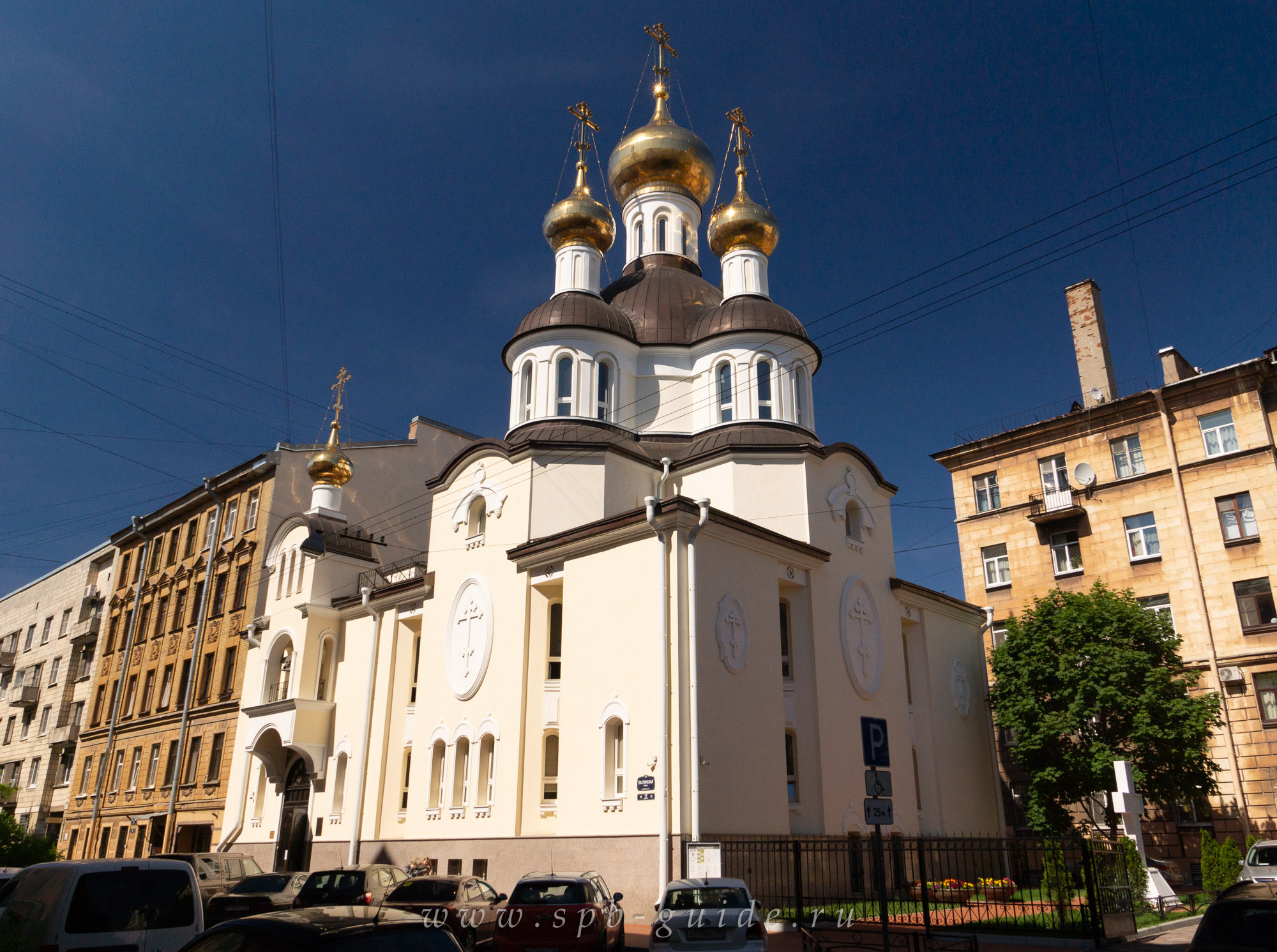 Санкт петербург храм ксении. Церковь Ксении Петербургской, Санкт-Петербург, Лахтинская улица. Церковь Ксении Петербургской на Петроградской. Храм Ксении блаженной на Лахтинской 17. Лахтинская 17 Церковь Ксении.