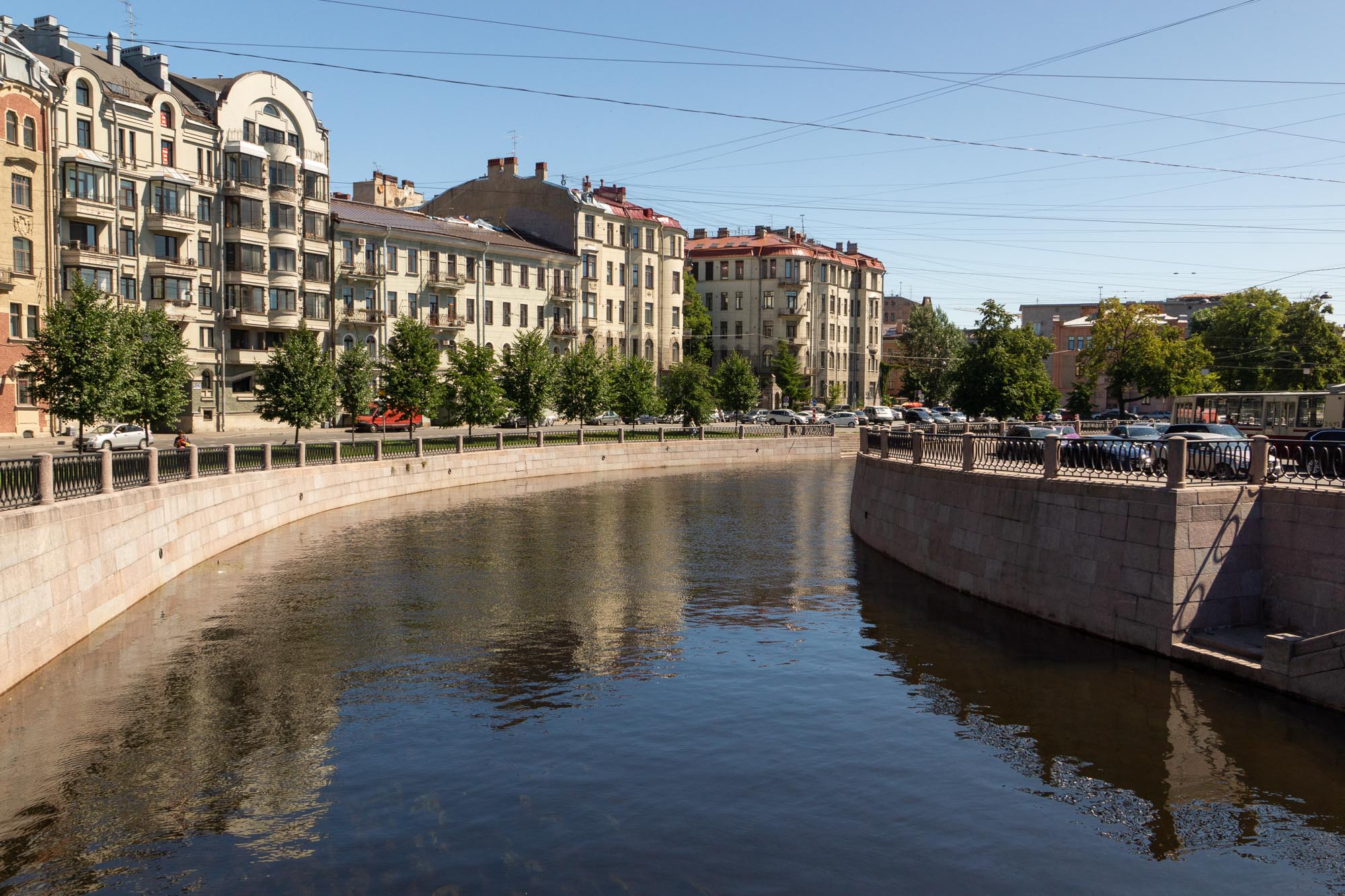 Река Карповка, вид с Силина моста Река Карповка, вид с Силина моста