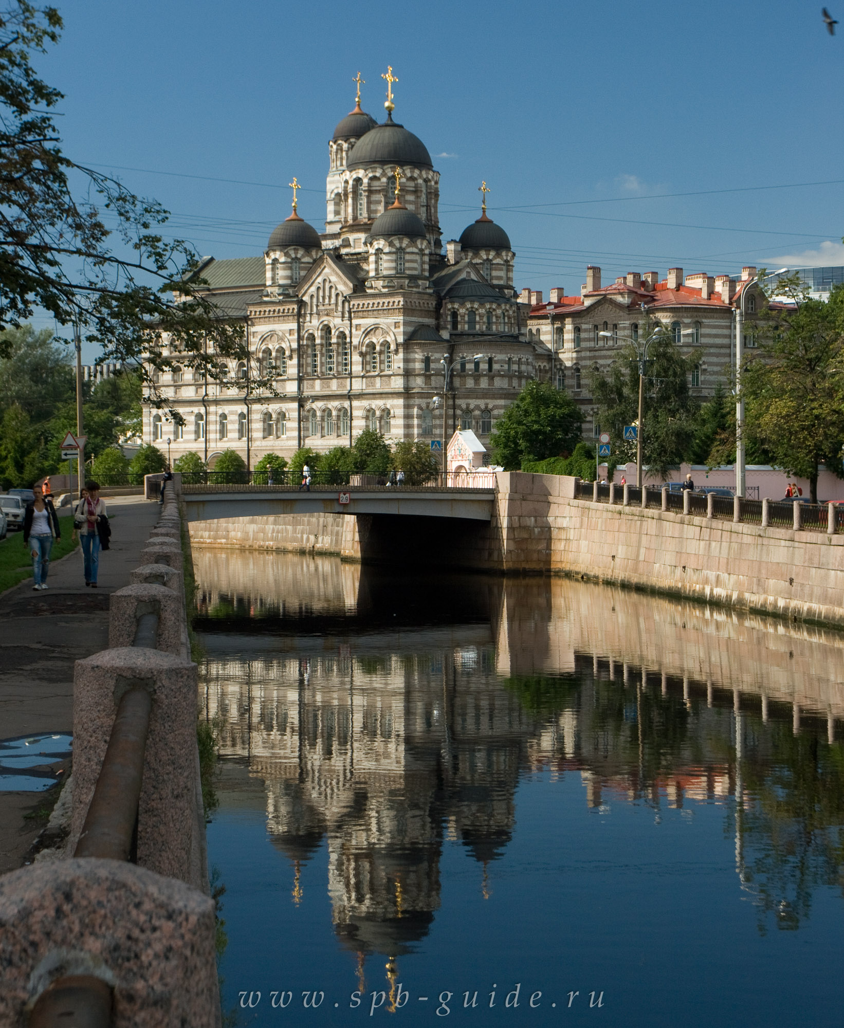 Петроградская красивые места для