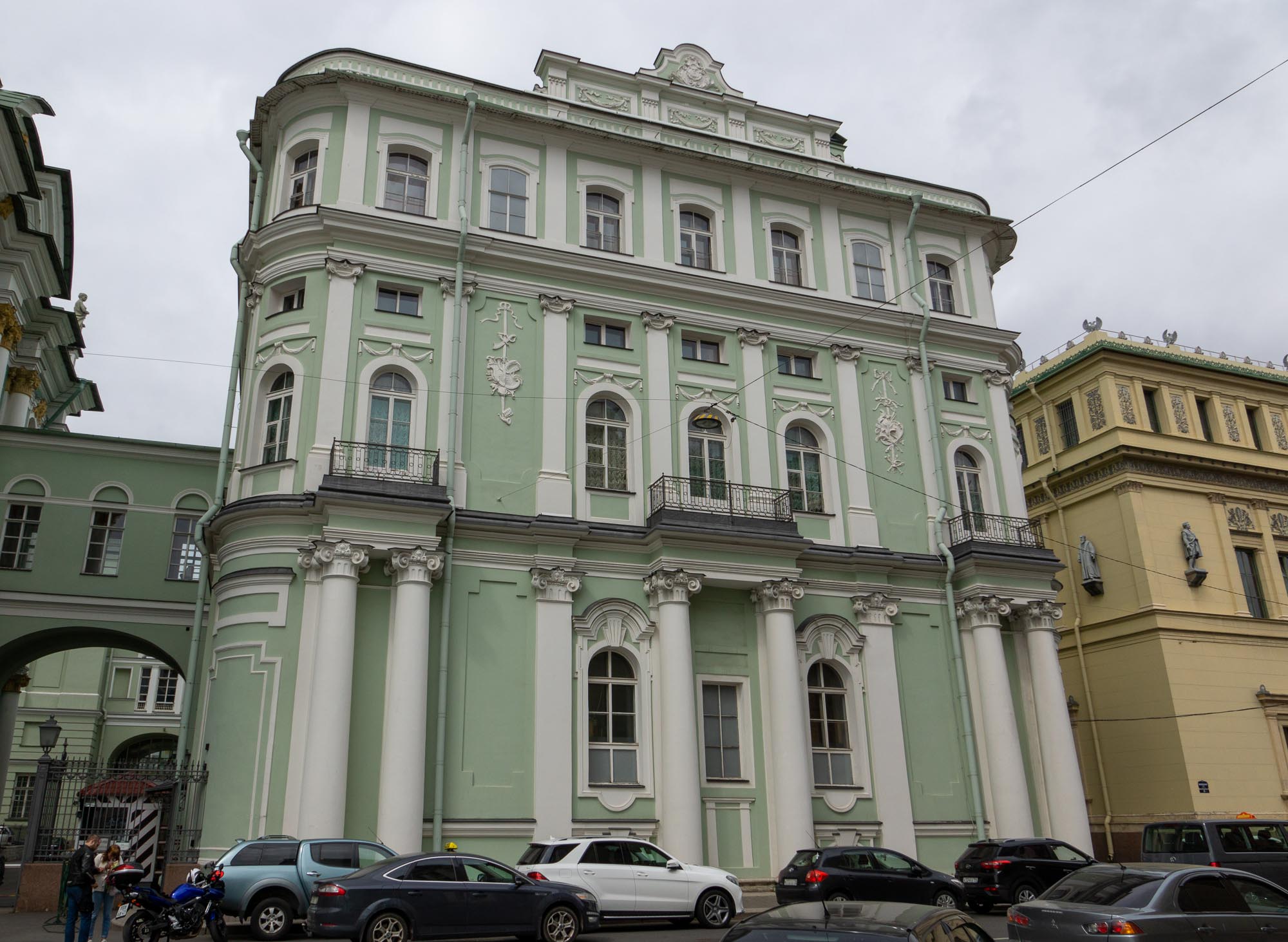 Малый Эрмитаж Малый Эрмитаж