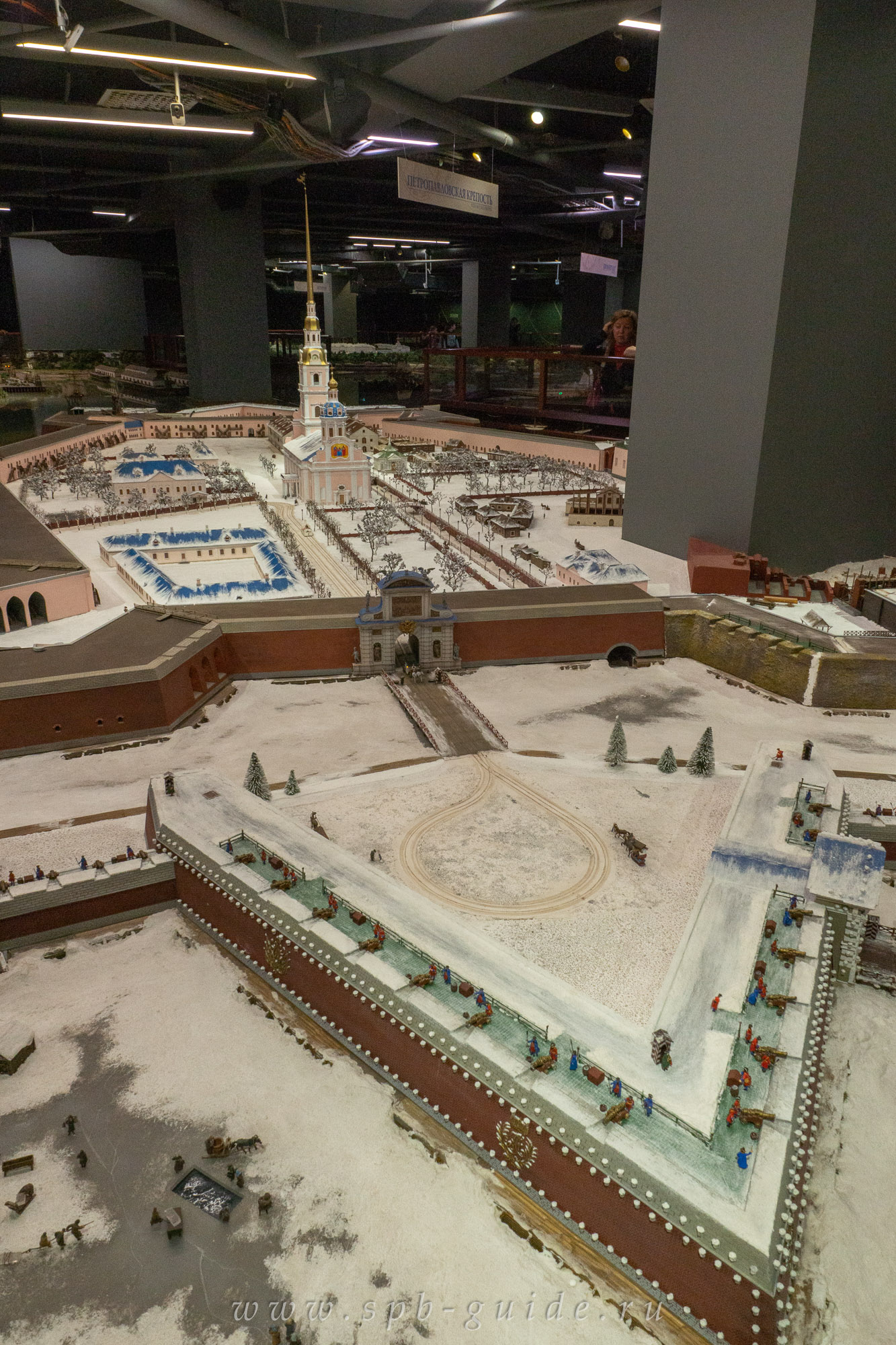 Петропавловская крепость в музее «Петровская Акватория» Петропавловская крепость в музее «Петровская Акватория»