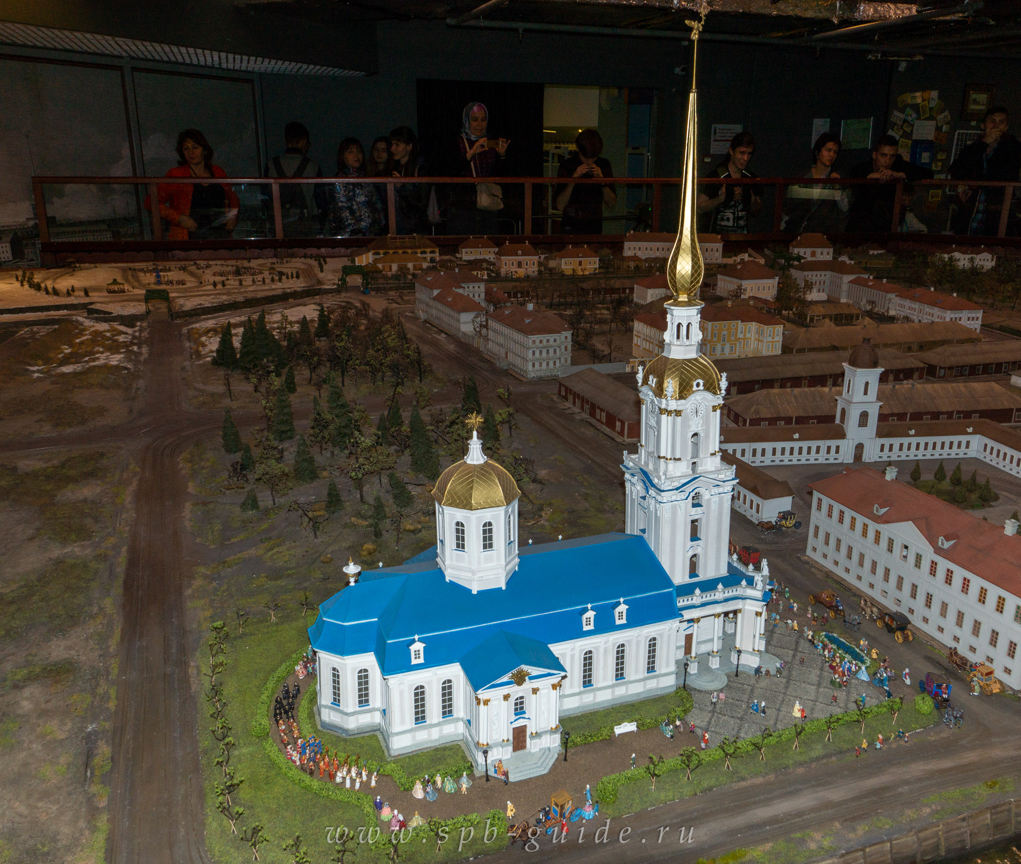 Вторая Исаакиевская церковь, была заложена в 1717 году Петром Первым. До настоящего времени не сохранилась
