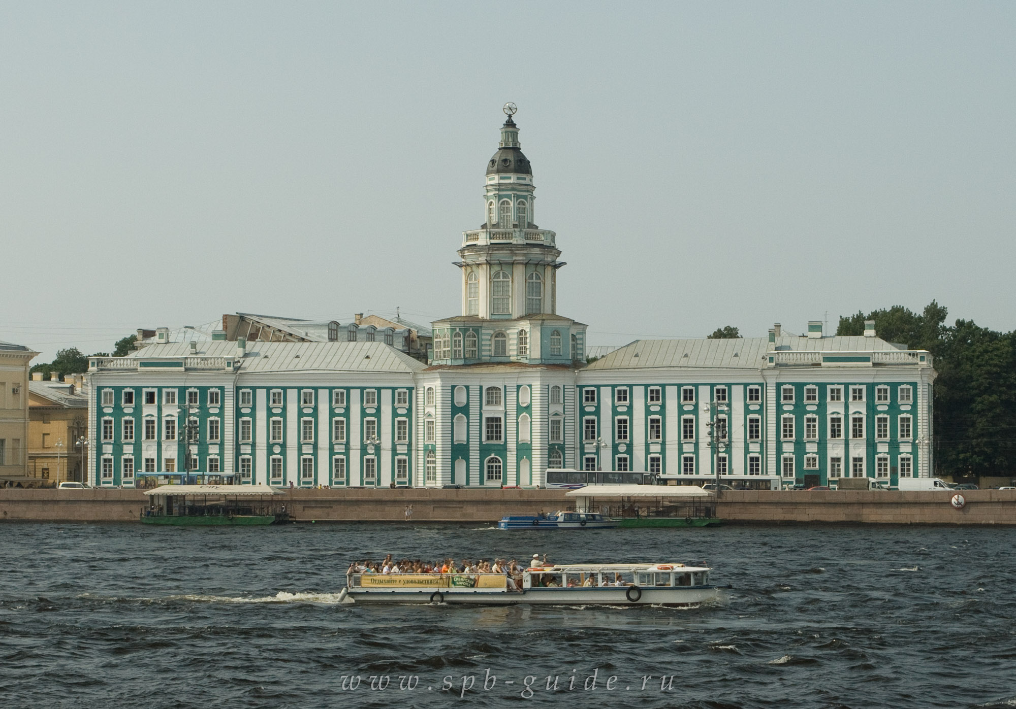 Васильевский остров Санкт-Петербург Кунсткамера