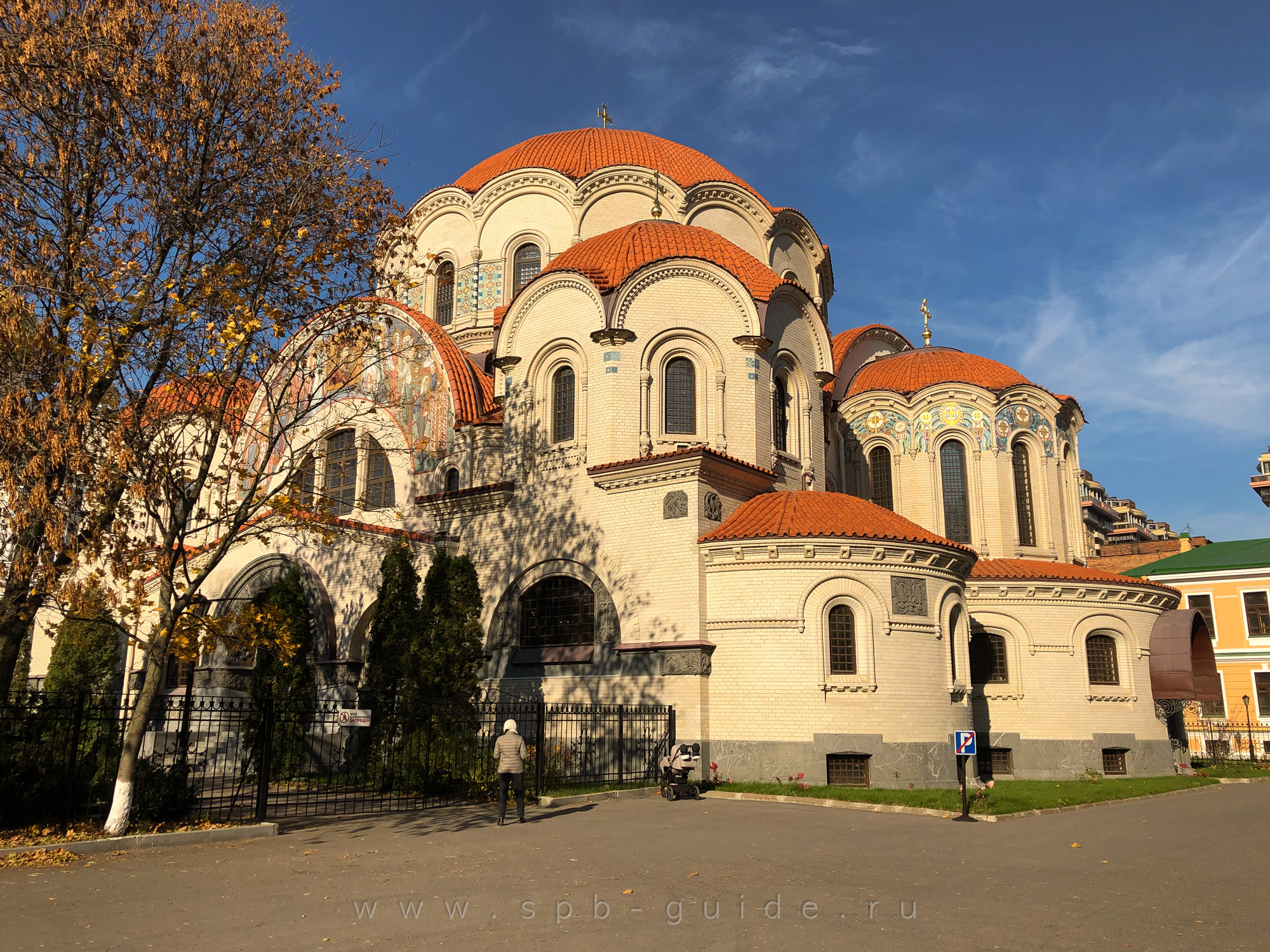 Новодевичий монастырь, Казанская церковь Новодевичий монастырь, Казанская церковь