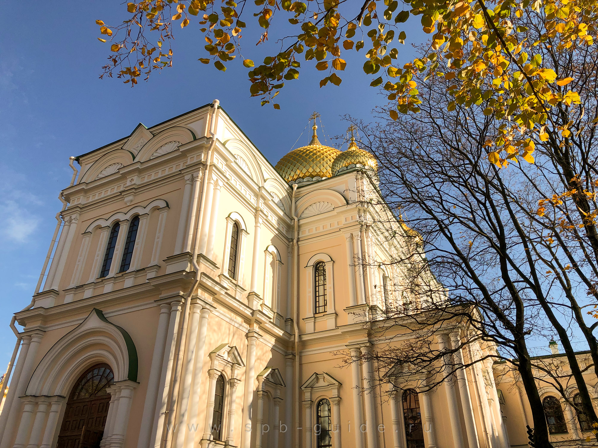 Новодевичий монастырь в Санкт-Петербурге, собор Воскресения Христова Новодевичий монастырь в Санкт-Петербурге, собор Воскресения Христова
