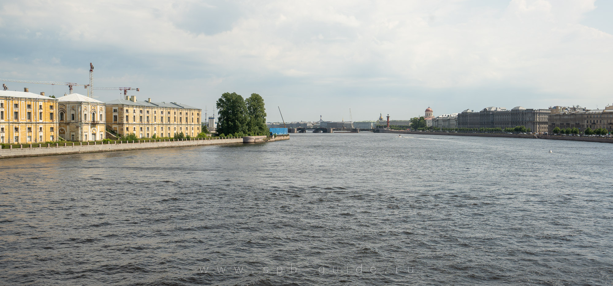 Вид на Неву с Тучкова моста Вид на Неву с Тучкова моста