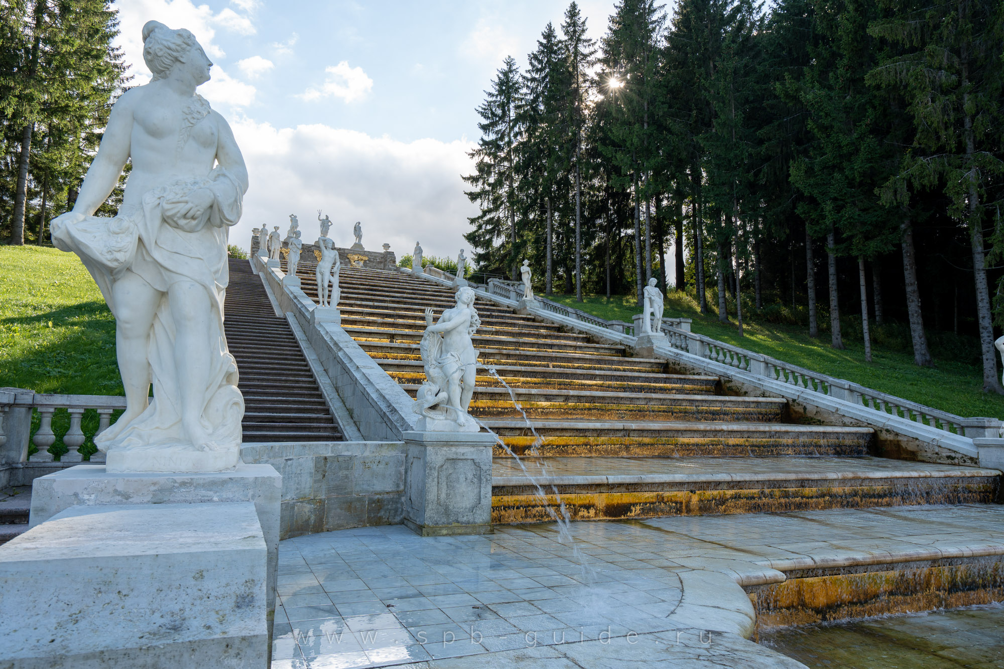 Каскад Золотая гора в Петергофе Каскад Золотая гора в Петергофе