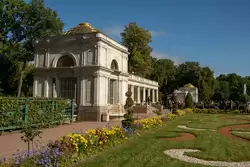 Воронихинские колоннады Воронихинские колоннады