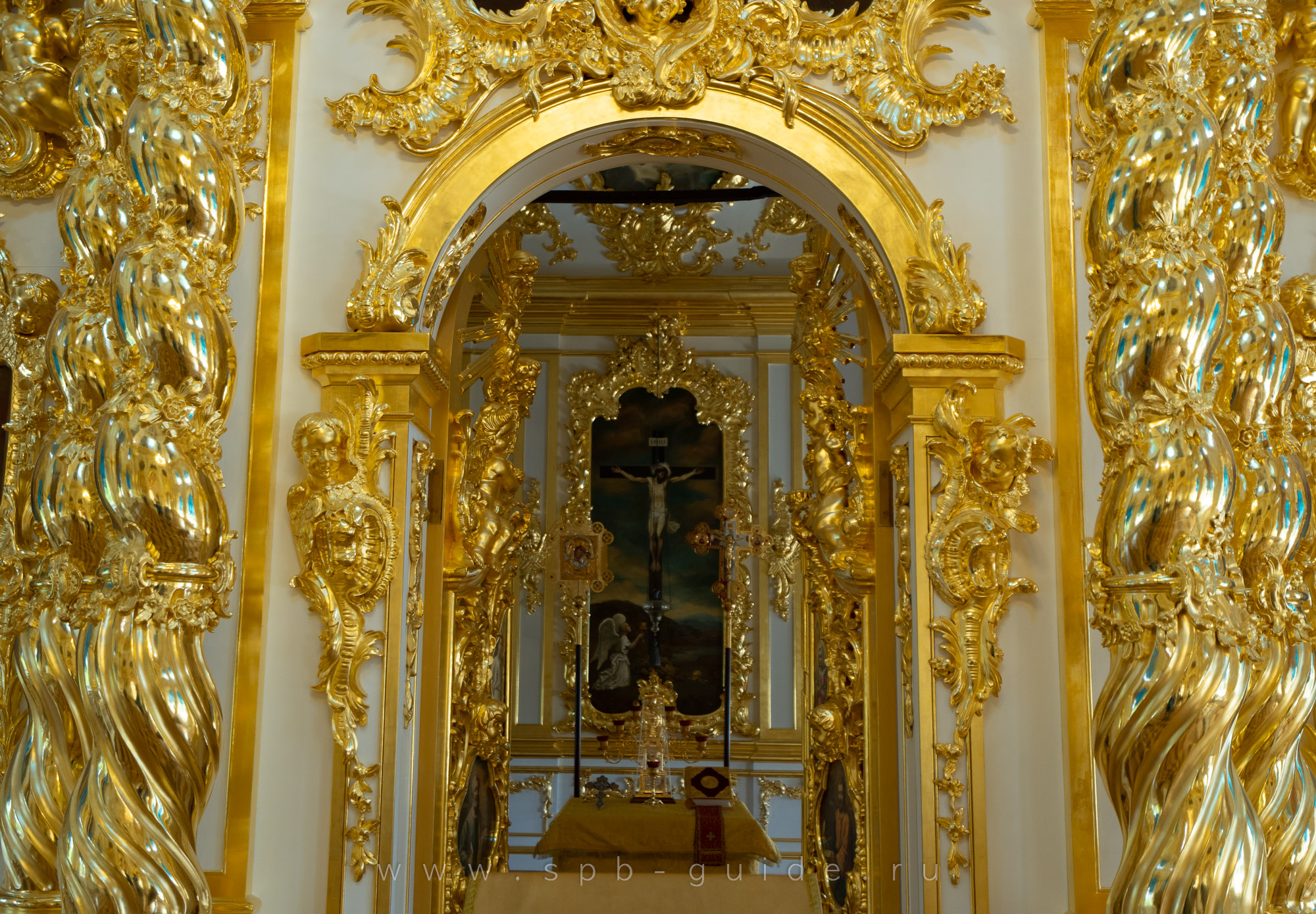 Царские врата, Церковный корпус Большого дворца Петергофа Царские врата, Церковный корпус Большого дворца Петергофа