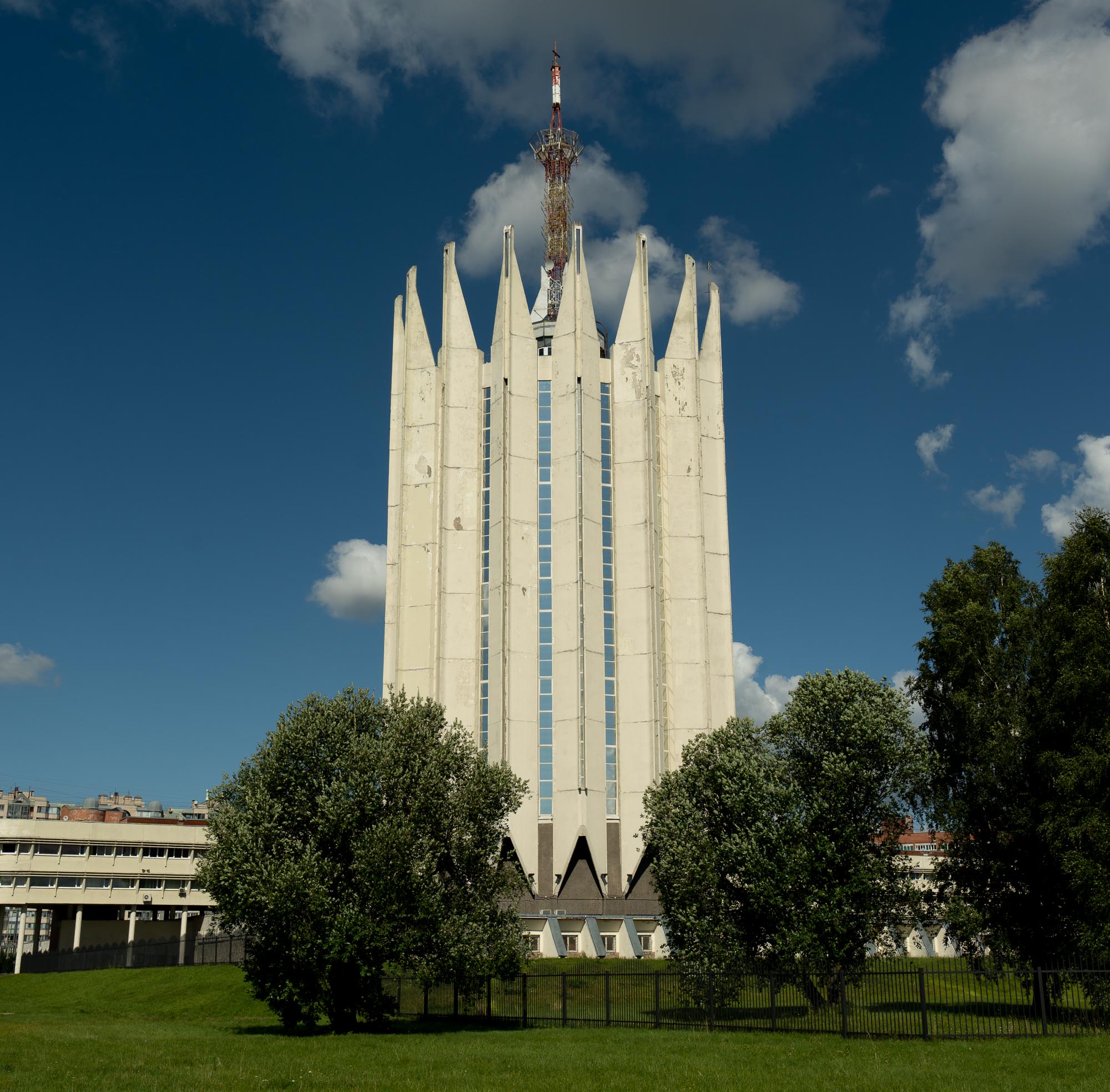 Здание института робототехники