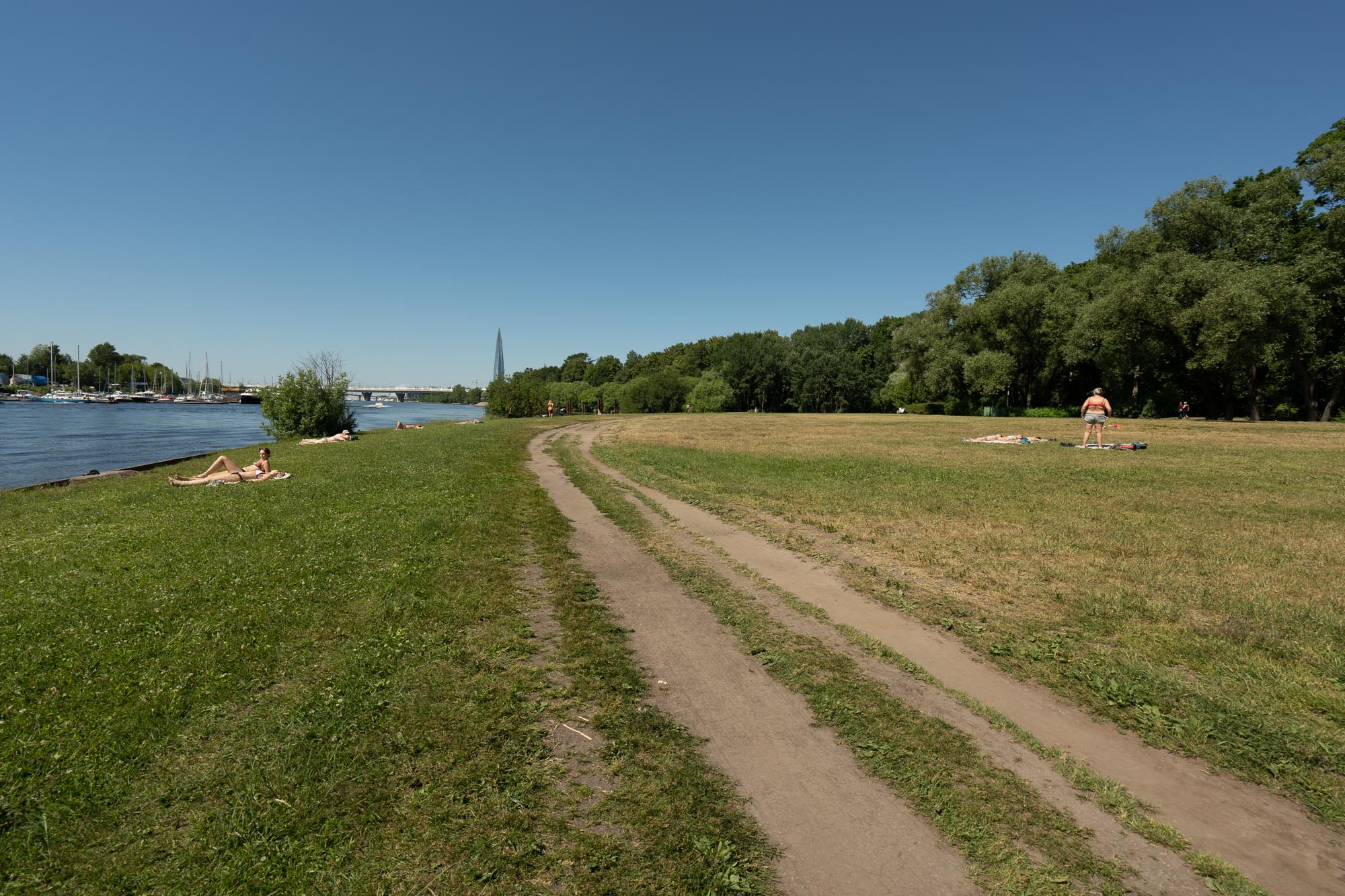 Зелёный пляж, Санкт-Петербург Зелёный пляж, Санкт-Петербург