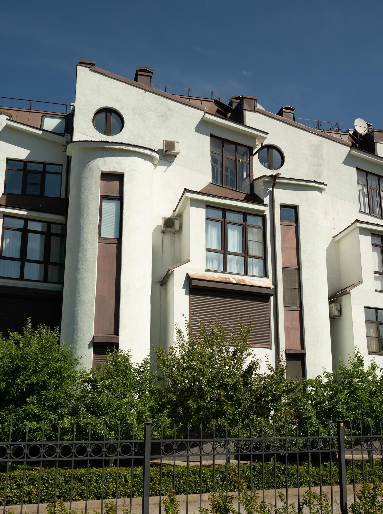 Жилой комплекс, Крестовский проспект 13 Жилой комплекс, Крестовский проспект 13