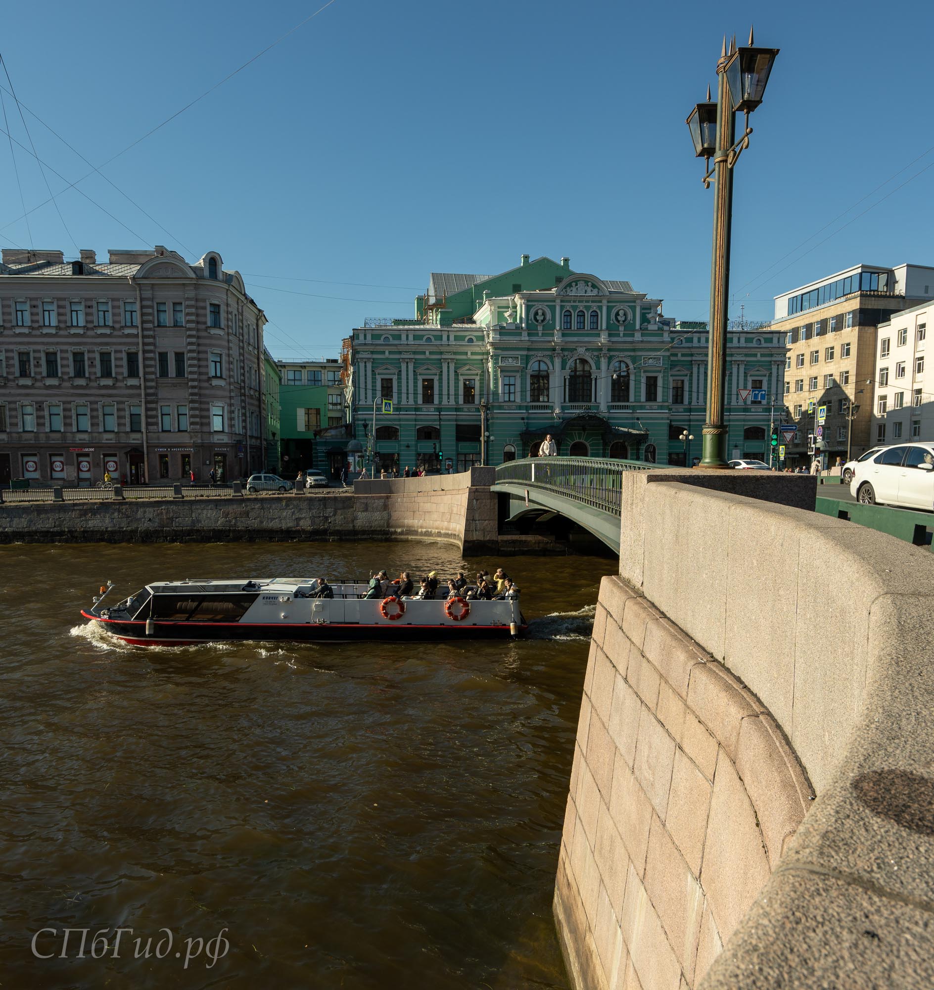 Лештуков мост в Санкт-Петербурге Лештуков мост в Санкт-Петербурге
