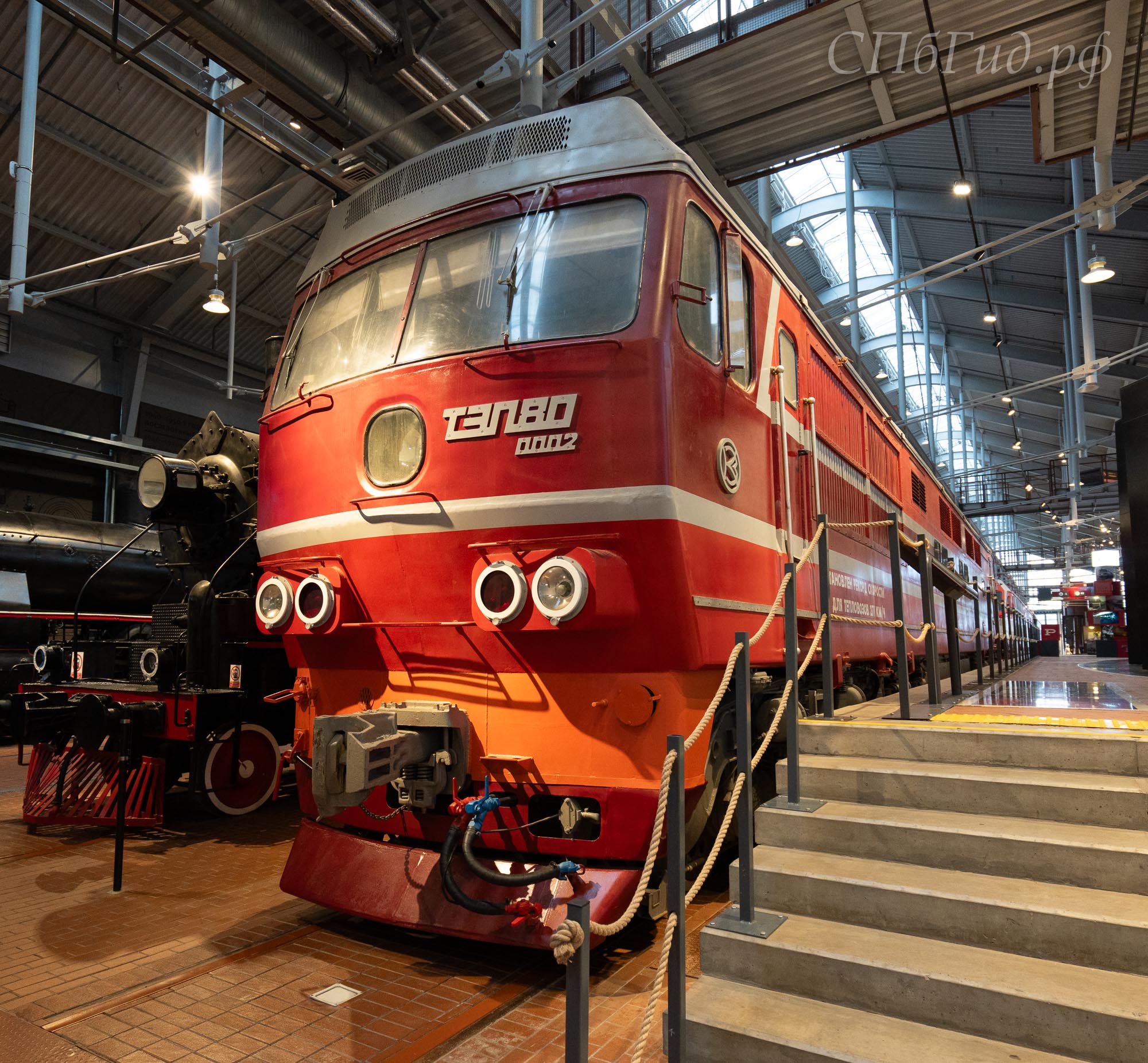 Пассажирский тепловоз ТЭП80-0002 Пассажирский тепловоз ТЭП80-0002