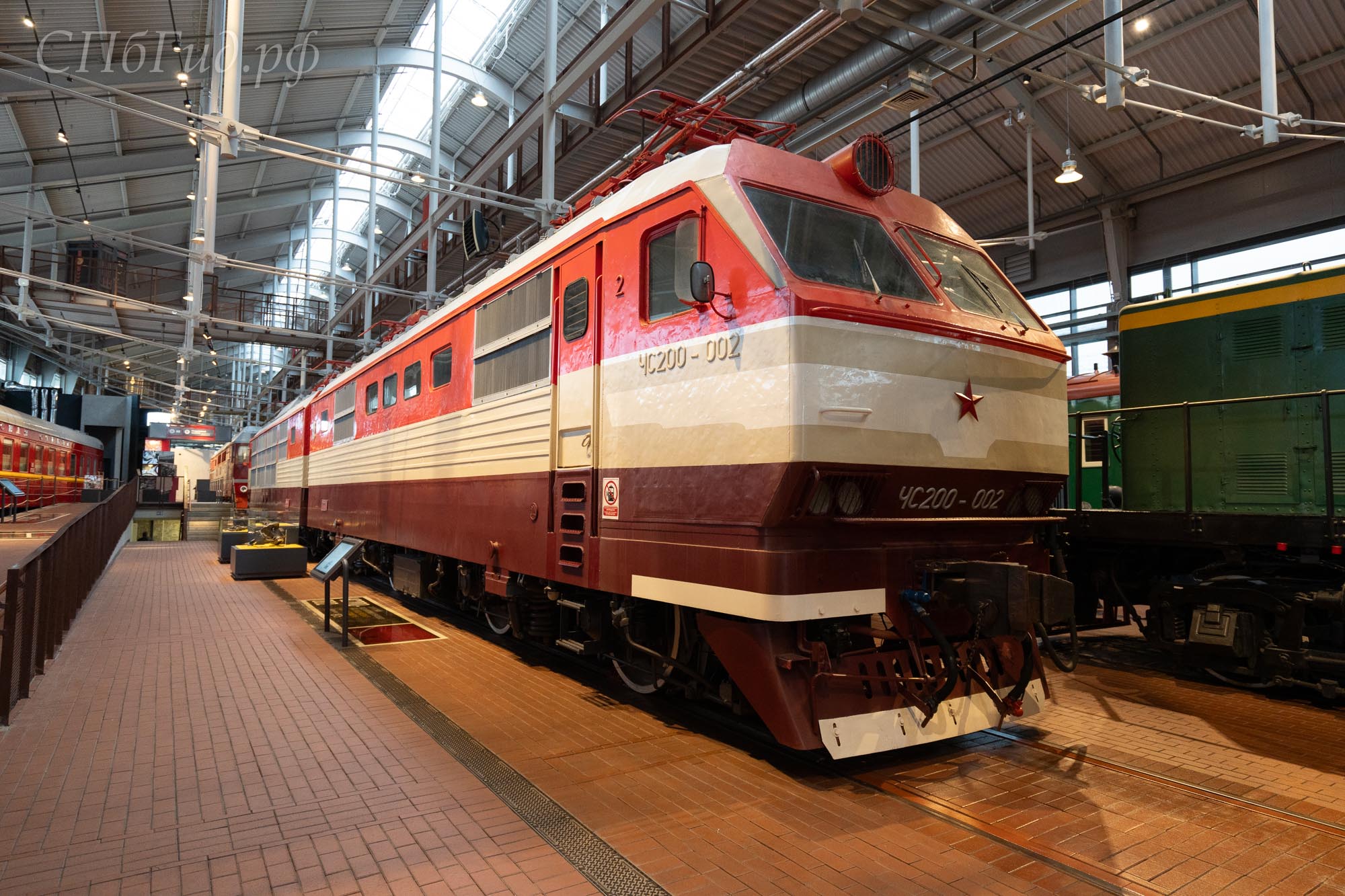 Железнодорожный музей в Санкт-Петербурге, электровоз ЧС200 Железнодорожный музей в Санкт-Петербурге, электровоз ЧС200
