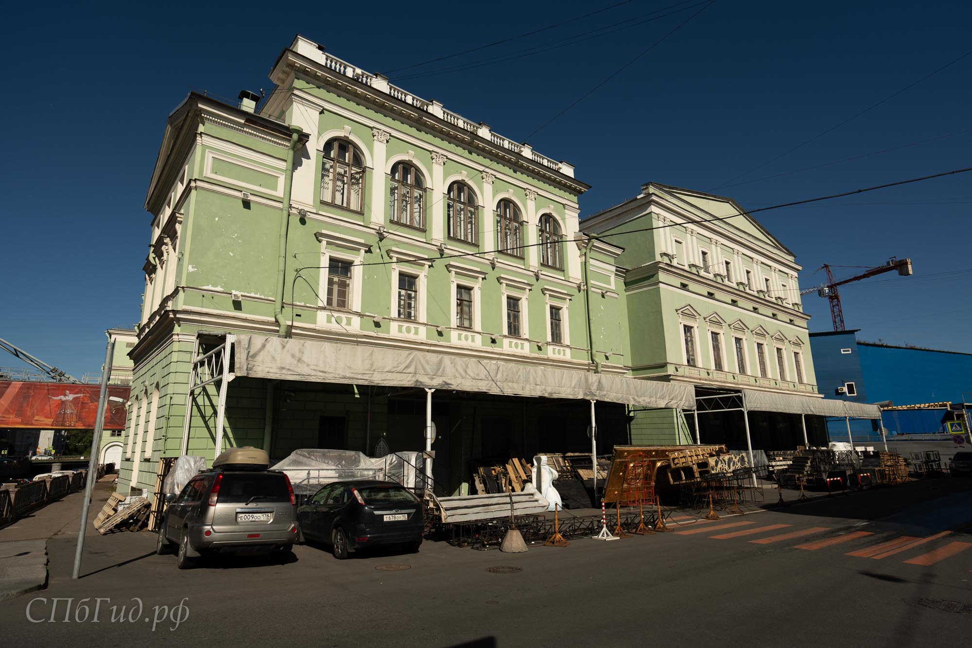 Зона погрузки Мариинского тетра Зона погрузки Мариинского тетра