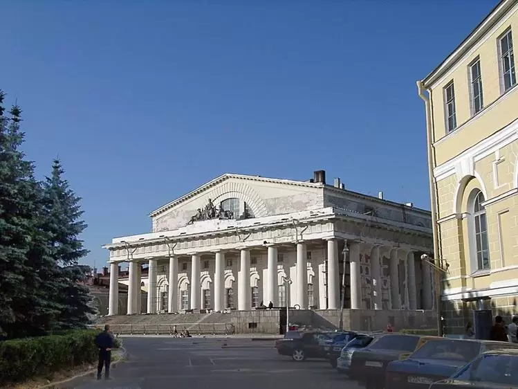Западный фасад Биржи