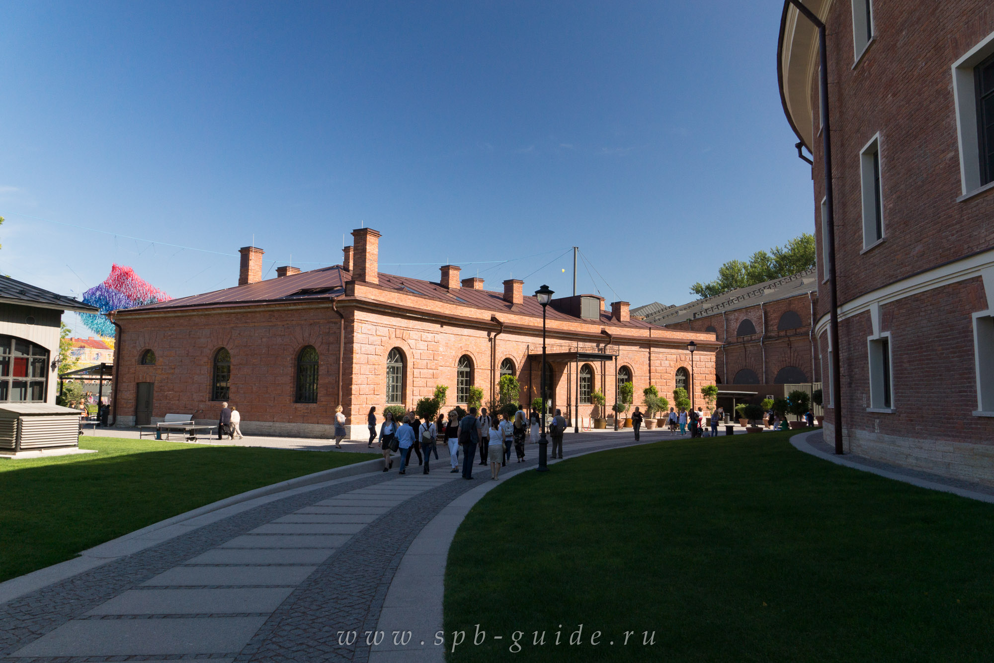Кузнечная мастерская, теперь здесь располагается клуб и ресторан «Kuznya House»