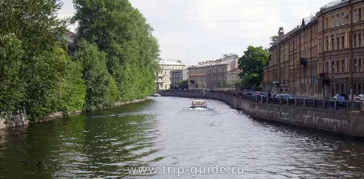 Река Мойка в районе Новой Голландии